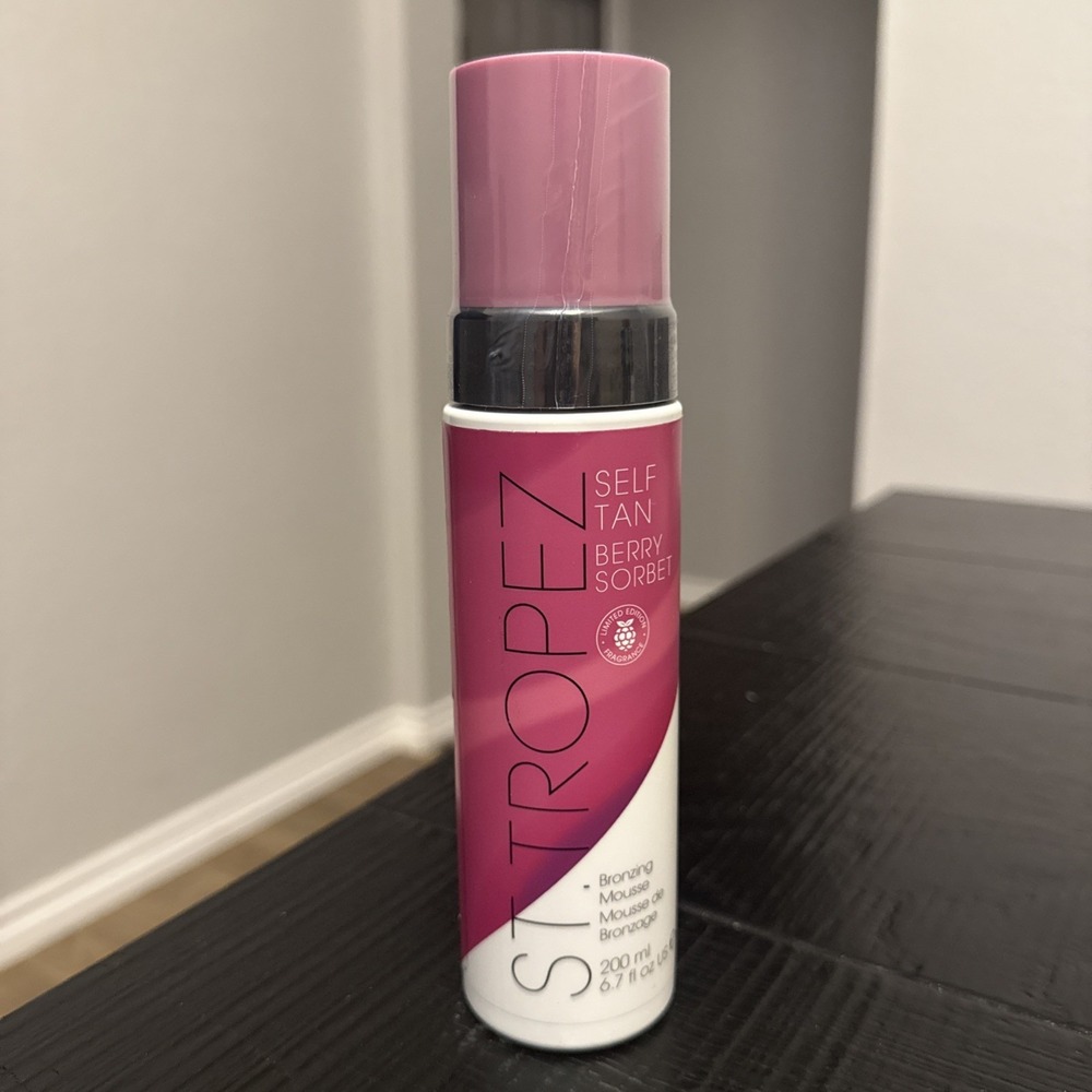 St. Tropez Self Tan Berry Sorbet Bronzing Mousse 6.7 fl oz 200ml NEW/SEALED - Picture 2 of 5